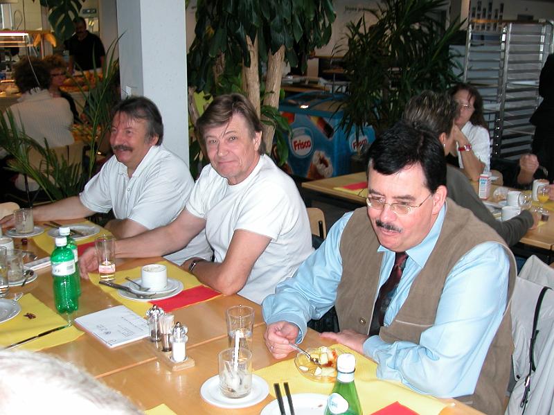 DSCN6569.JPG - ...welche doch bereits eine fast zweistündige Anfahrt hinter sich hatten.