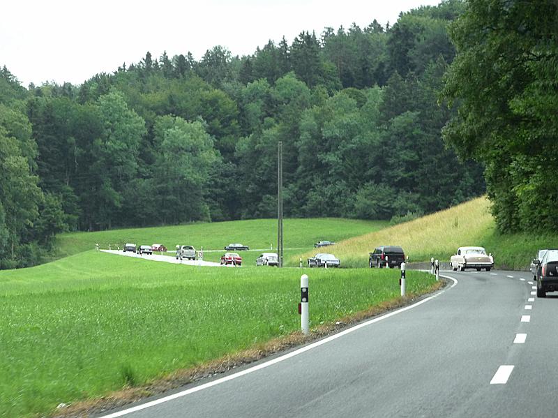 P1070767.JPG - Imposanter Konvoi auf der Fahrt nach Heiden