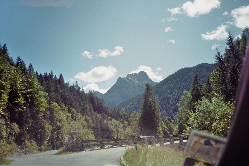 373783_020_19.jpg - -