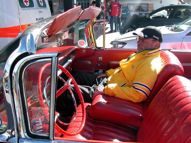 DSCN6445.JPG - zum offen Fahren wars bisher eher kühl, aber die Sonne wärmt kräftig...