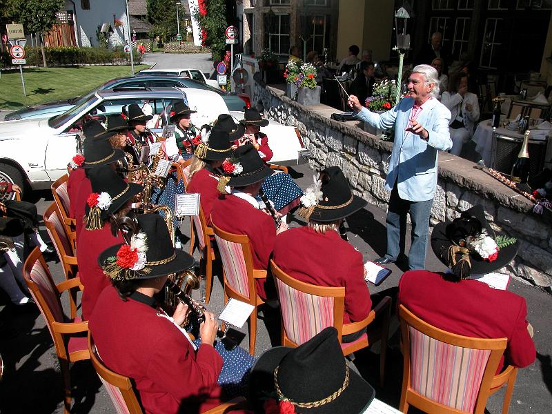 DSCN6545.JPG - Und schon traditionsgemäss dirigiert Peter das letzte Stück