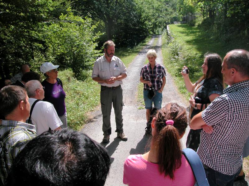 0920_DSCN0866.JPG - Rolf Gruber, Goldwäscher und Grenzwächter, begrüsst uns