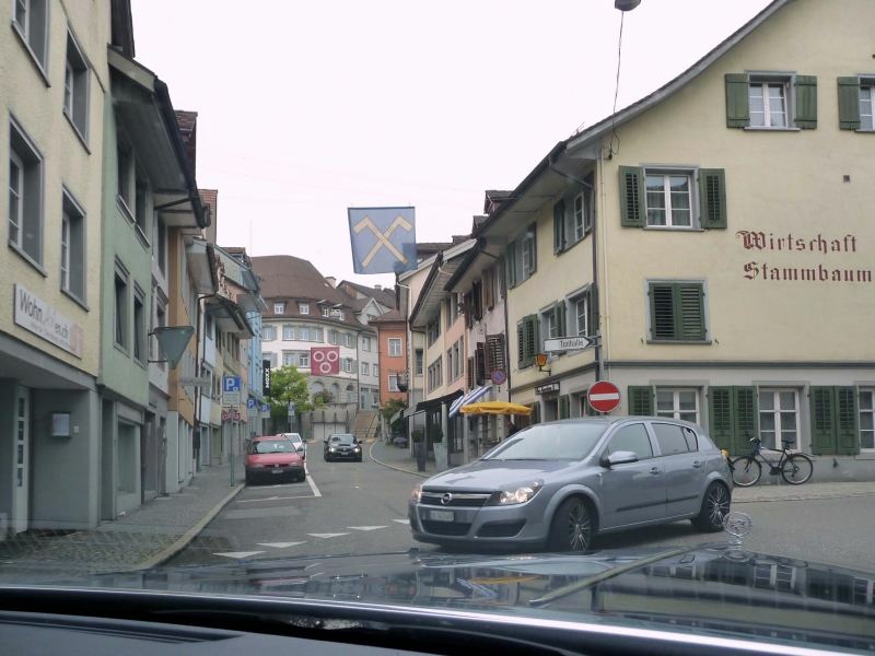 180_P1450280.JPG - Wir fahren hoch bis in die Altstadt