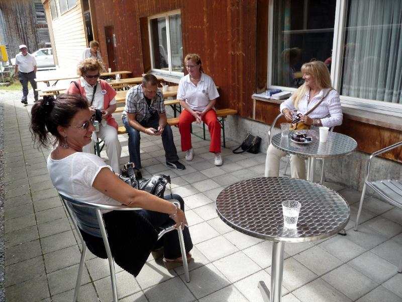 0920_P1420396.JPG - Nach der interessanten Museumsführung gibt es Kaffee und Kuchen