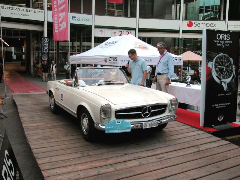 DSCN2510.JPG - Präsentation der prämierten Fahrzeuge des Concours d'Elegance         