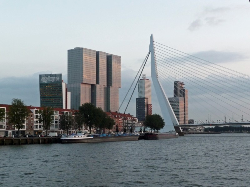 215_P1560501.JPG - spannende Architektur