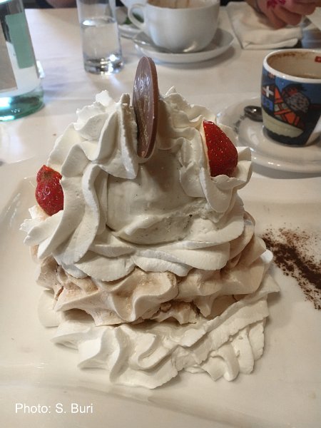 335_IMG_2237.JPG - Die berühmte Kemmeriboden Bad Meringue