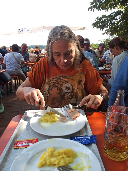 27-150_P8274777.JPG - Leberkäs