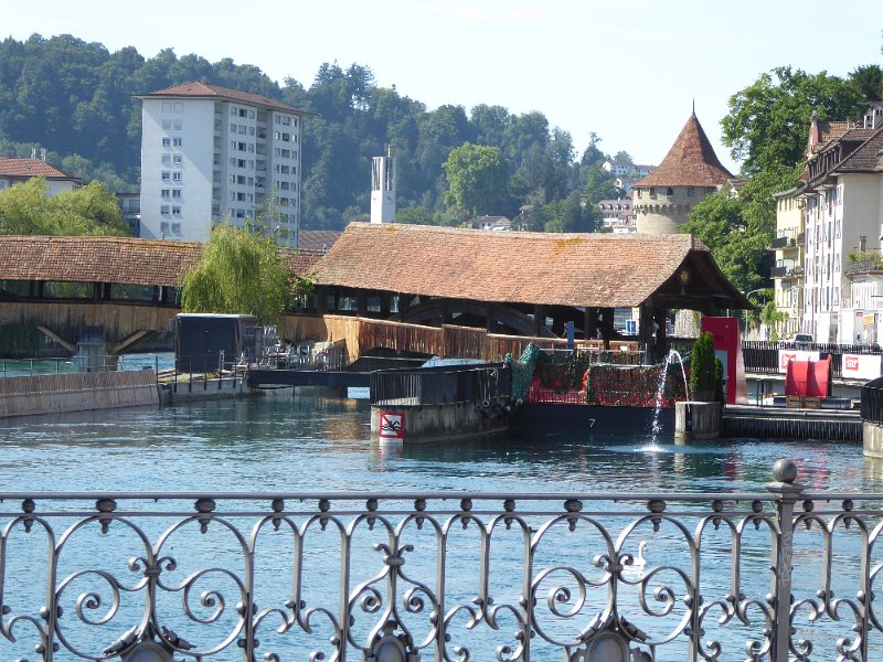 0757_P1030533