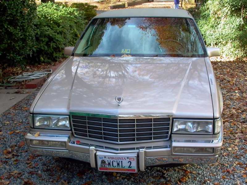 1992_Fleetwood_Sedan_01_chip_eb.jpg - 1992 Fleetwood Sedan