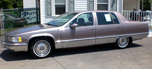 1994_Fleetwood_Brougham_01_eb.jpg - 1994 Fleetwood Brougham