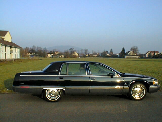 1995_Fleetwood_Brougham_01.jpg - 1995 Fleetwood Brougham