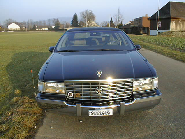 1995_Fleetwood_Brougham_03.JPG - 1995 Fleetwood Brougham