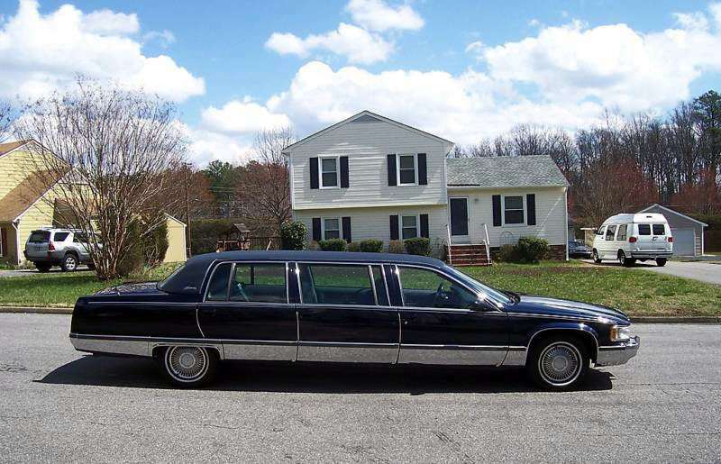 1995_Fleetwood_Limo_02_eb.jpg - 1995 Fleetwood Limo