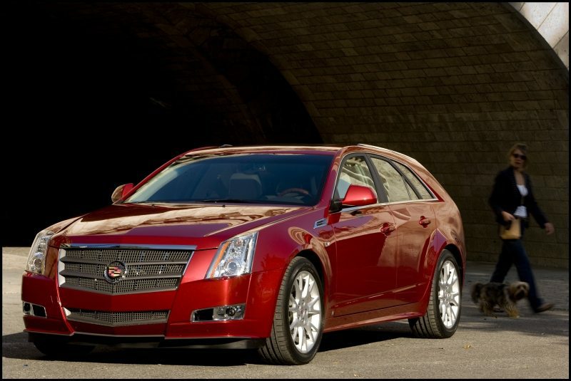 2009_CTS_SportWagon.jpg - [de]2010 CTS Sport Wagon[en]2010 CTS Sport Wagon