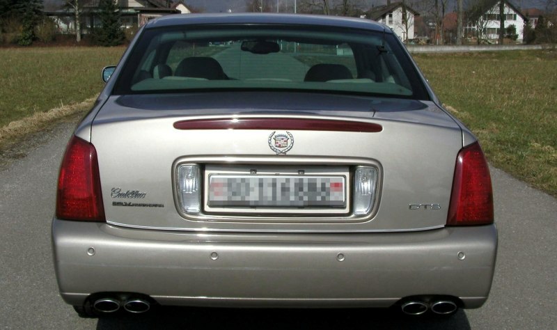 2005_DTS_Heck.JPG - 2005 DeVille DTS