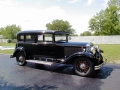 1930_353b_4drSedan_01_eb