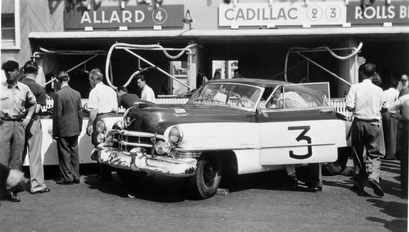 1950_Series62_Coupe_DeVille_LeMans_02.jpg - 1950 Coupe de Ville at Le Mans.