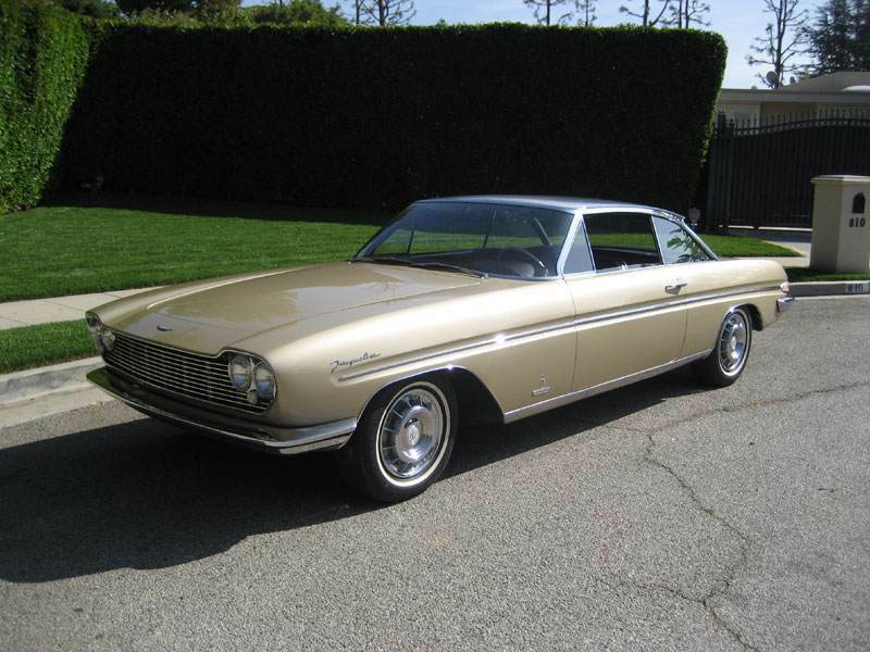 1961_Pininfarina_Cadillac_Brougham_Coupe_Jacqueline_02.jpg